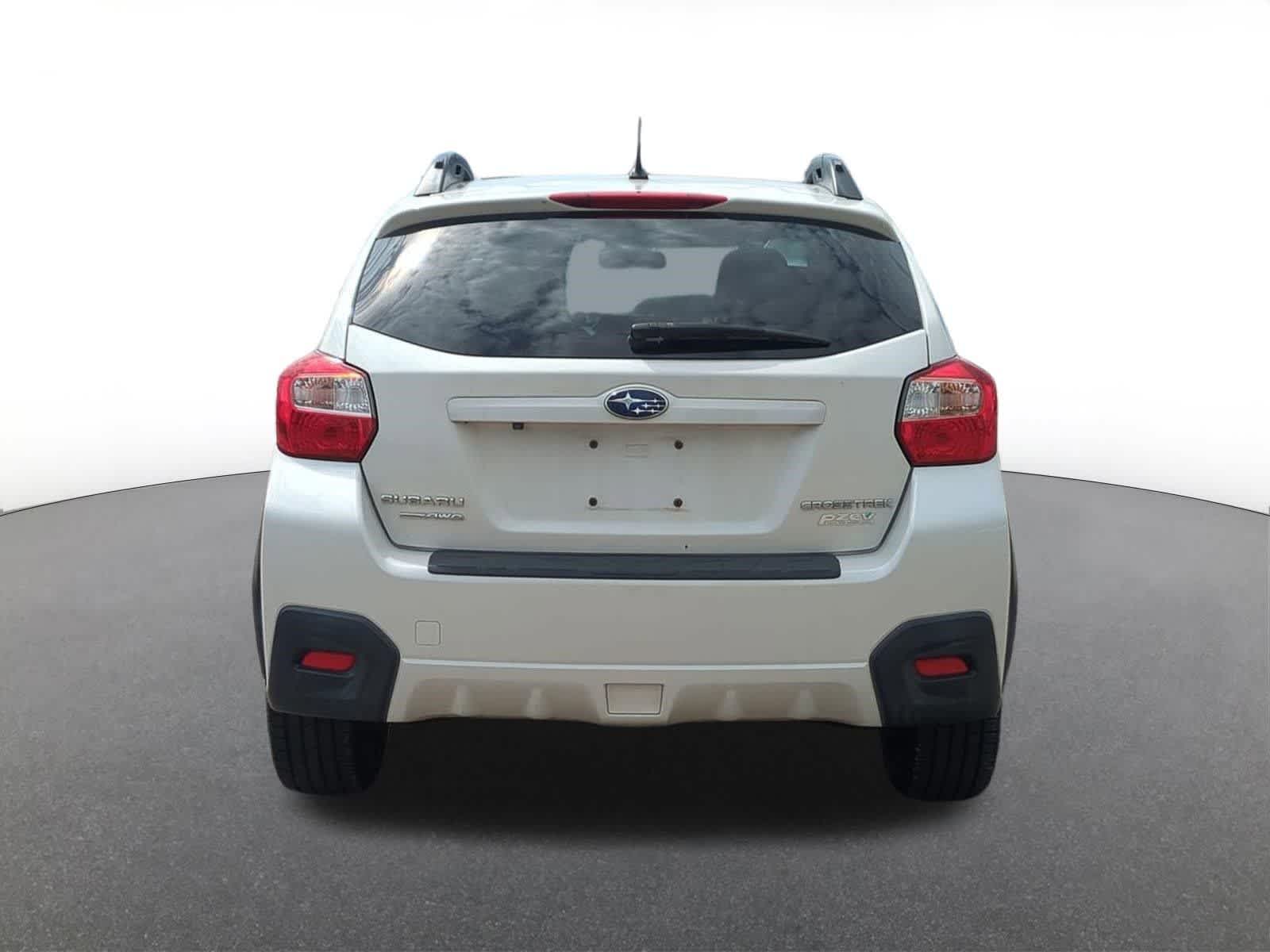 Thumbnail: 2017 Subaru Crosstrek - 5