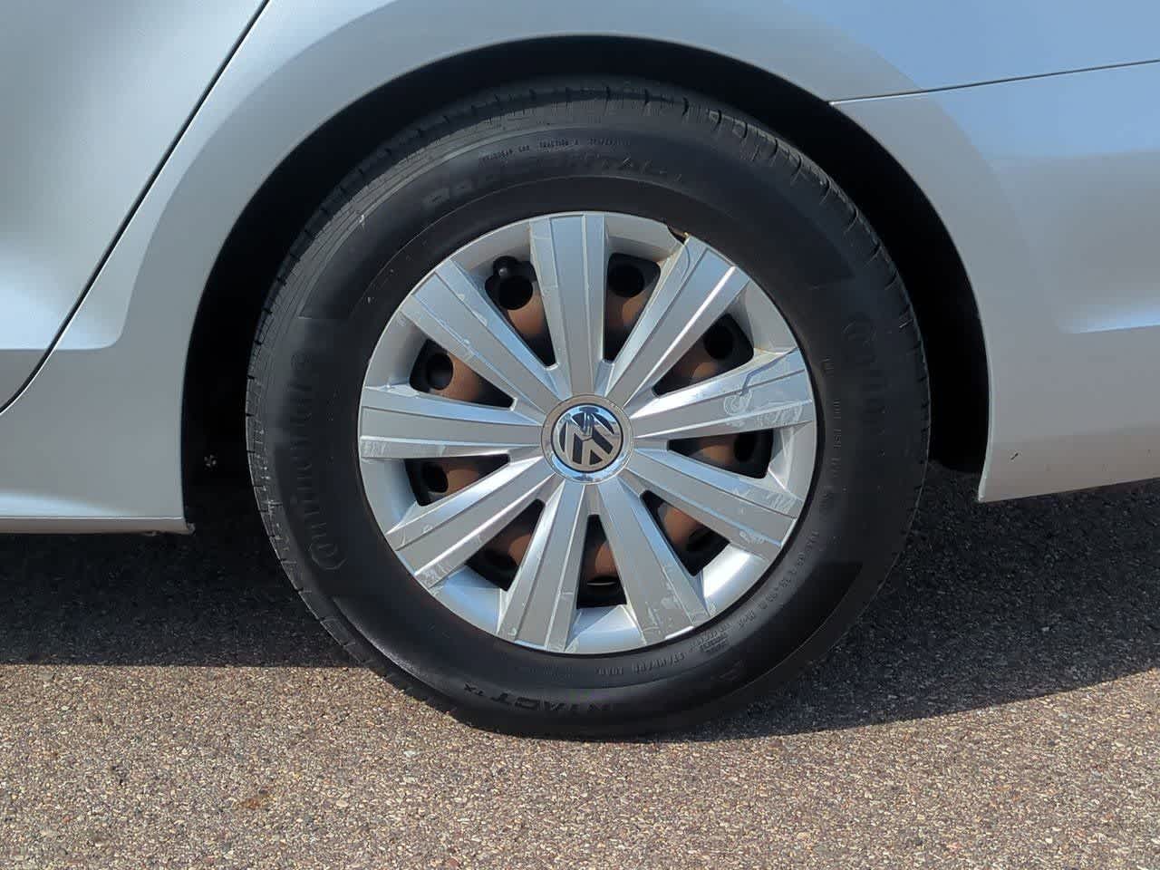 Thumbnail: 2014 Volkswagen Jetta - 13