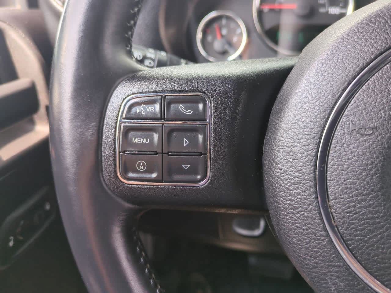 Thumbnail: 2015 Jeep Wrangler - 22