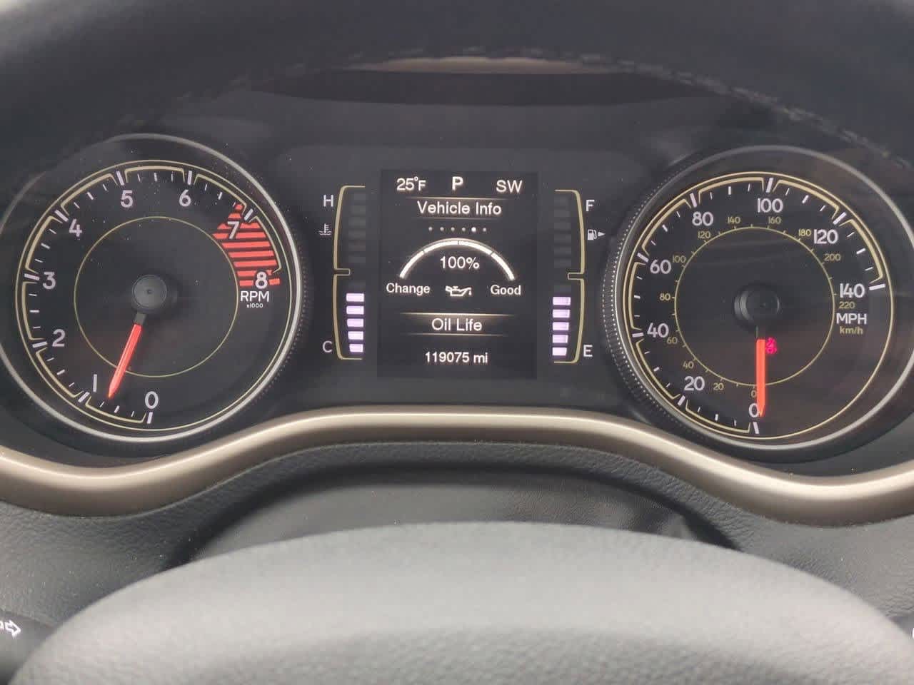 Thumbnail: 2016 Jeep Cherokee - 31