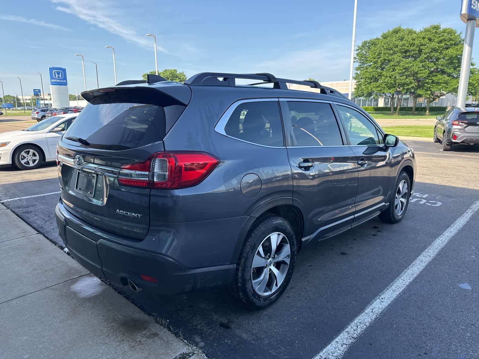 Thumbnail: 2022 Subaru Ascent - 3