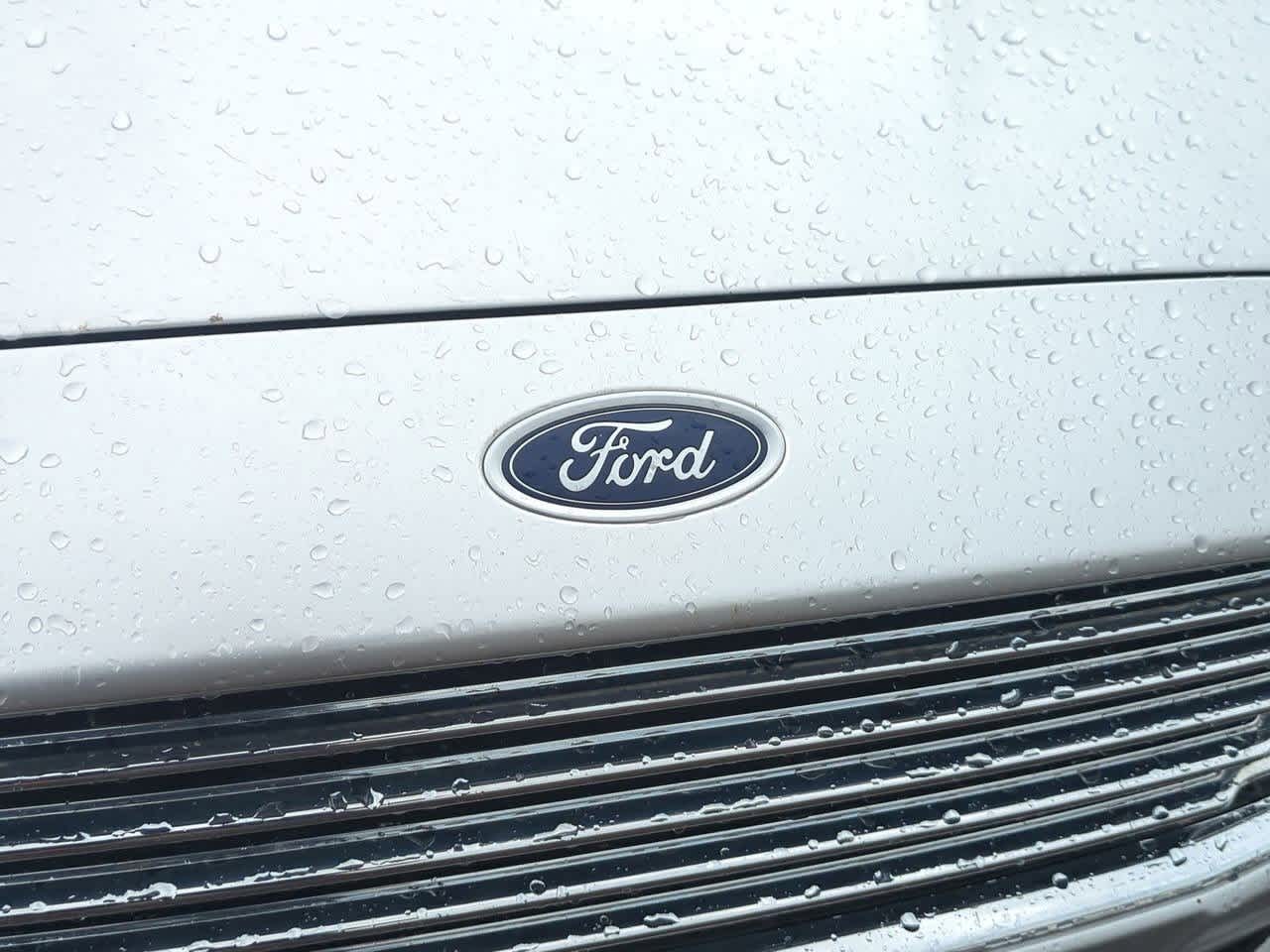 Thumbnail: 2013 Ford Fusion - 11