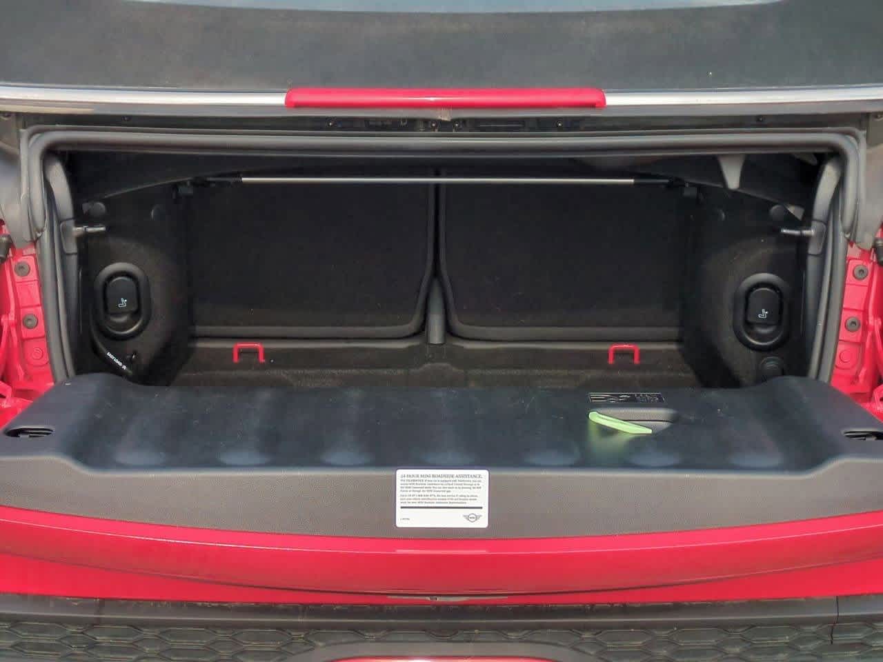 Thumbnail: 2023 MINI Cooper Convertible - 32