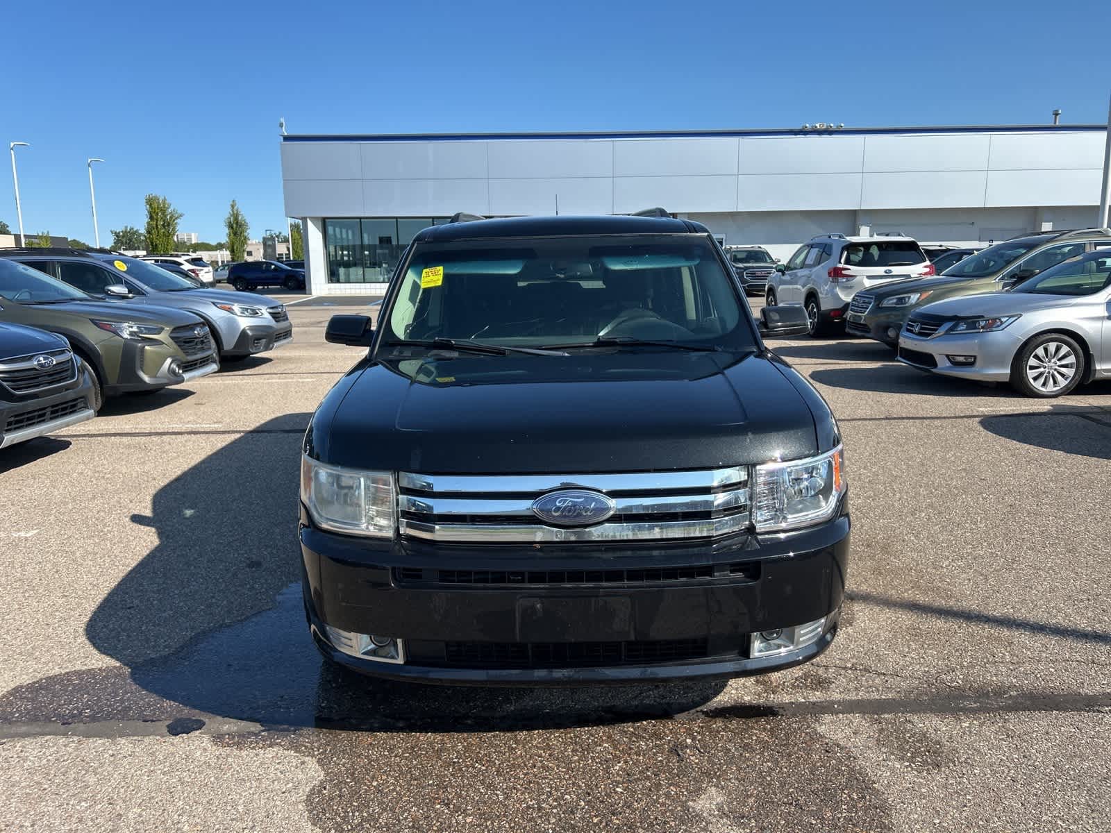 Thumbnail: 2010 Ford Flex - 3