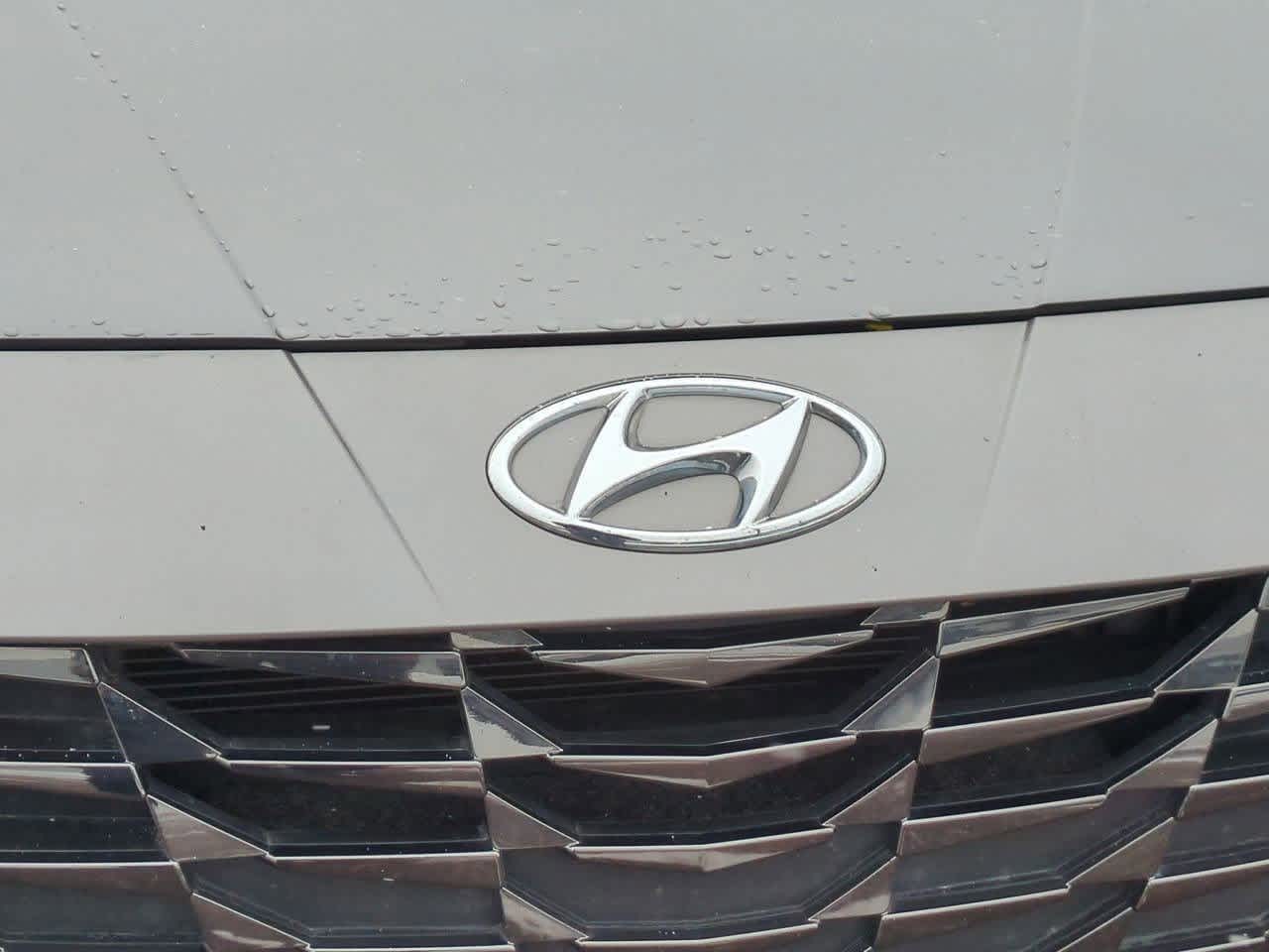 Thumbnail: 2023 Hyundai Elantra - 11