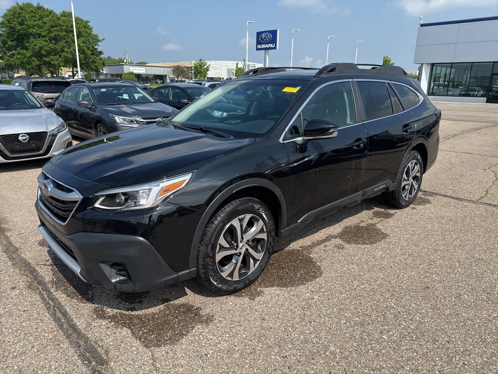 2022 Subaru Outback Limited Hero Image