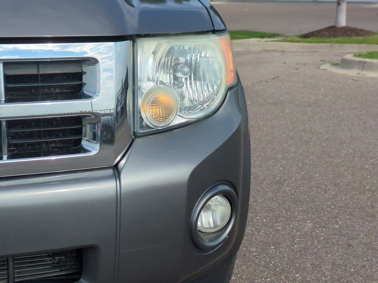 Thumbnail: 2009 Ford Escape - 10