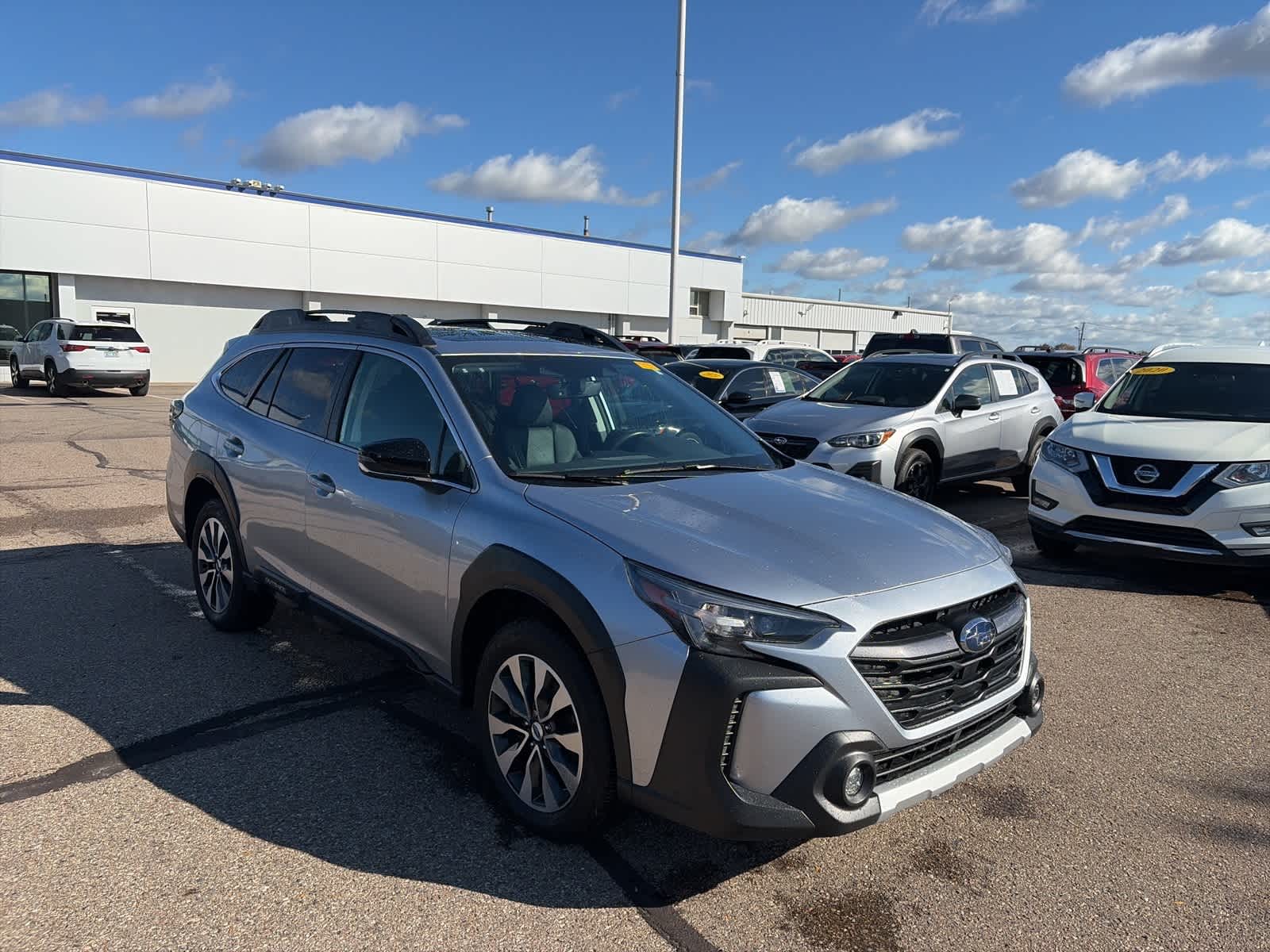 Thumbnail: 2023 Subaru Outback - 3