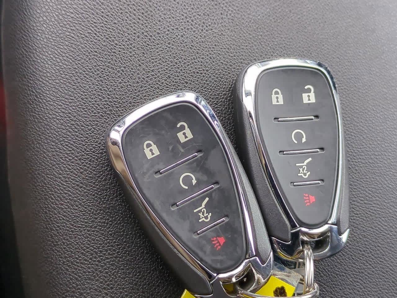 Thumbnail: 2018 Chevrolet Equinox - 32