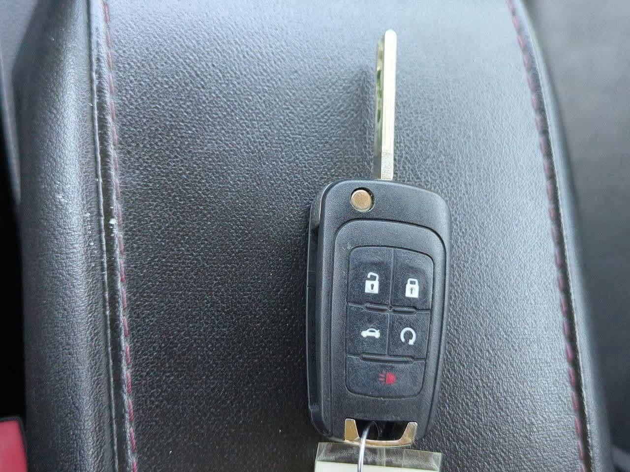 Thumbnail: 2012 Chevrolet Equinox - 33