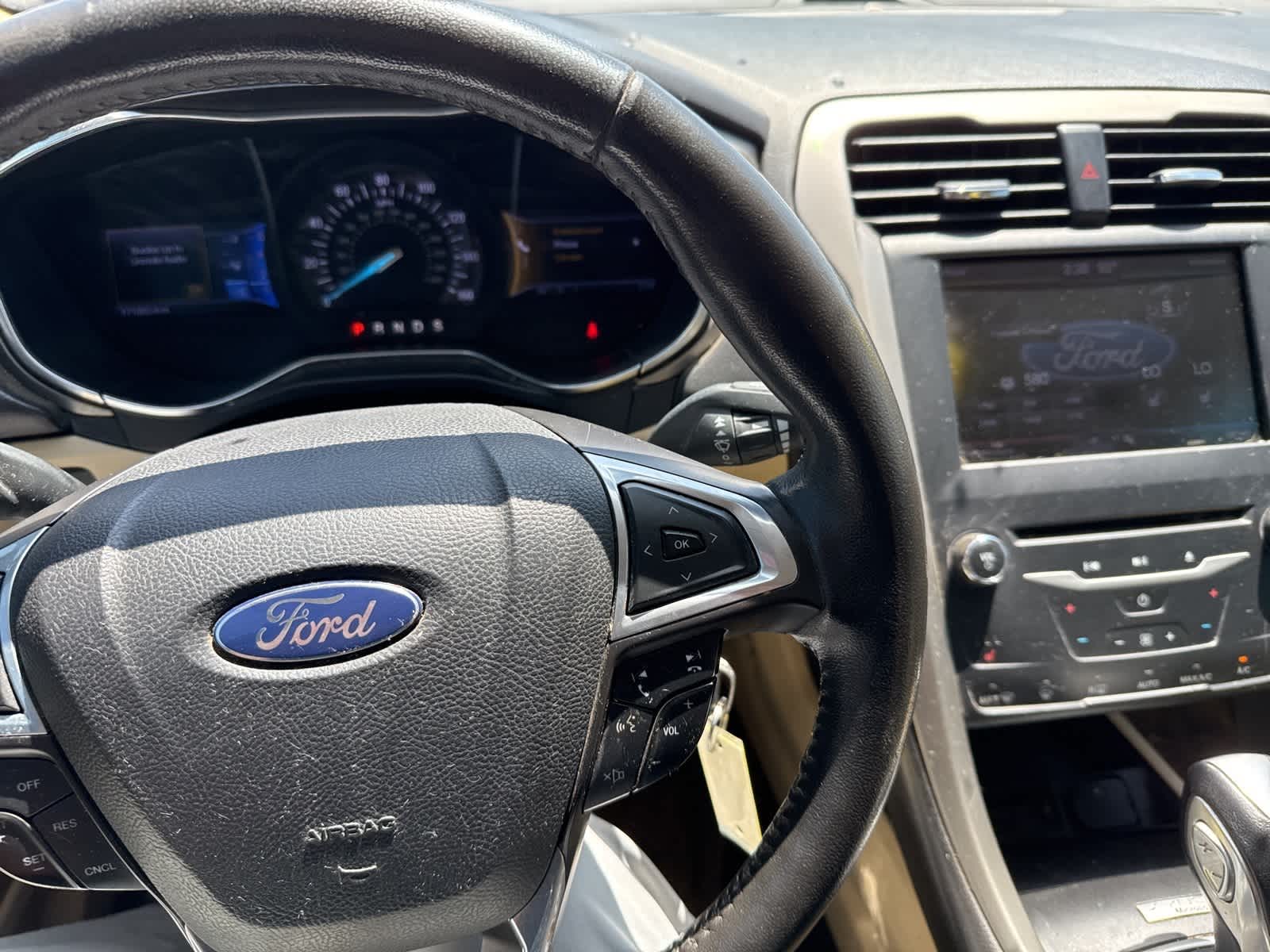 Thumbnail: 2013 Ford Fusion - 18
