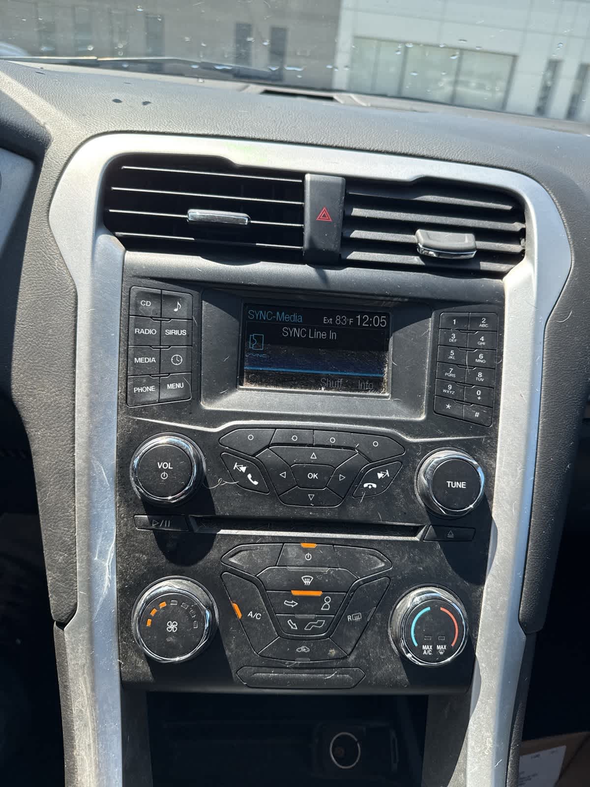 Thumbnail: 2013 Ford Fusion - 19
