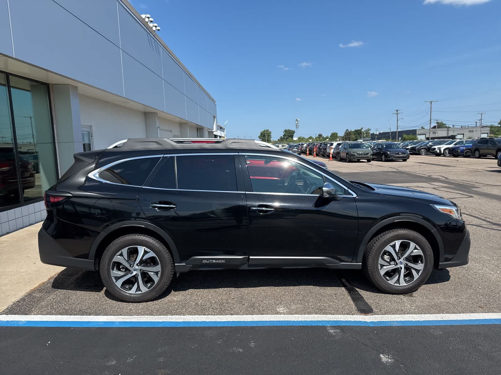 Thumbnail: 2020 Subaru Outback - 9