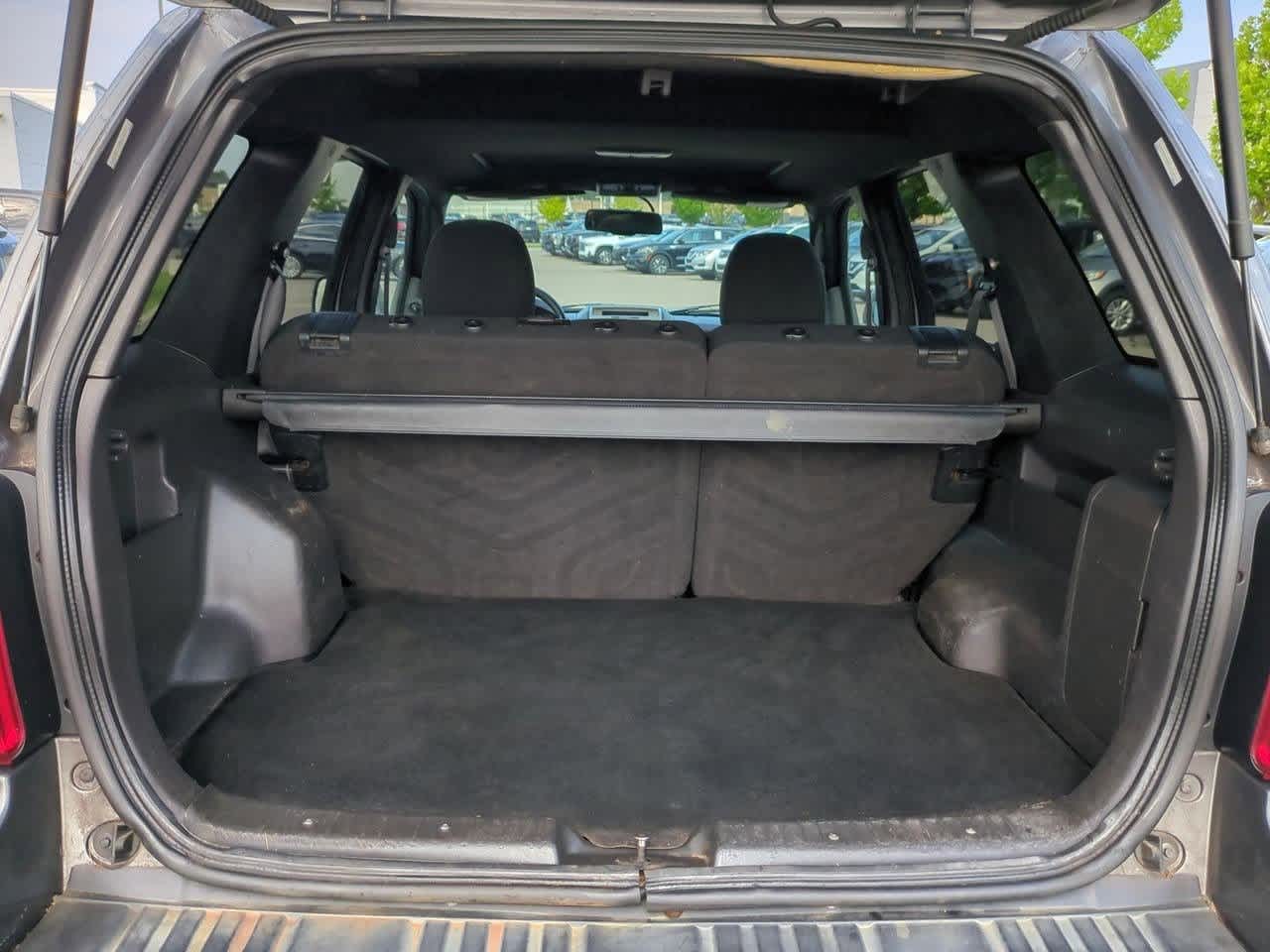Thumbnail: 2009 Ford Escape - 32