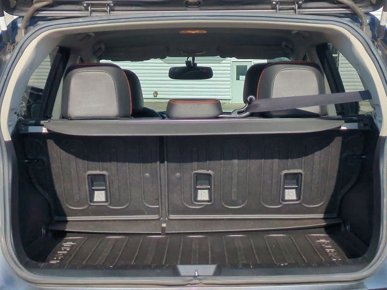 Thumbnail: 2016 Subaru Crosstrek - 31