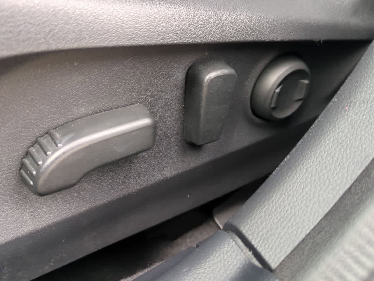 Thumbnail: 2022 Subaru Outback - 16