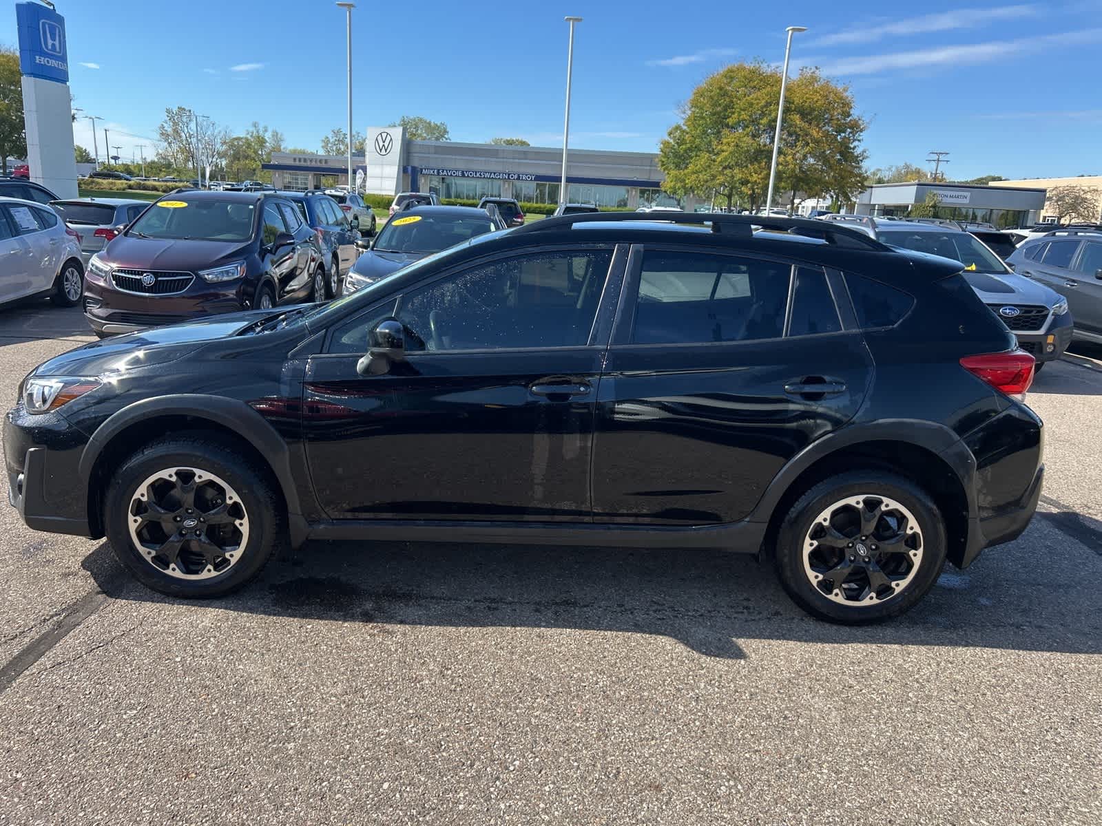 2021 Subaru Crosstrek Premium photo 2