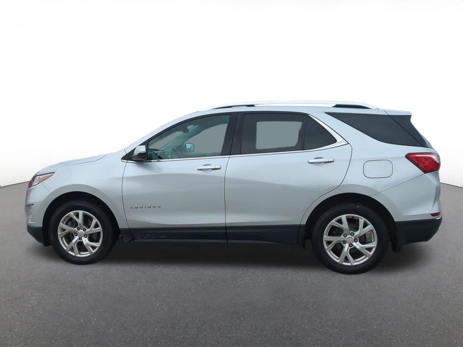 Thumbnail: 2018 Chevrolet Equinox - 3