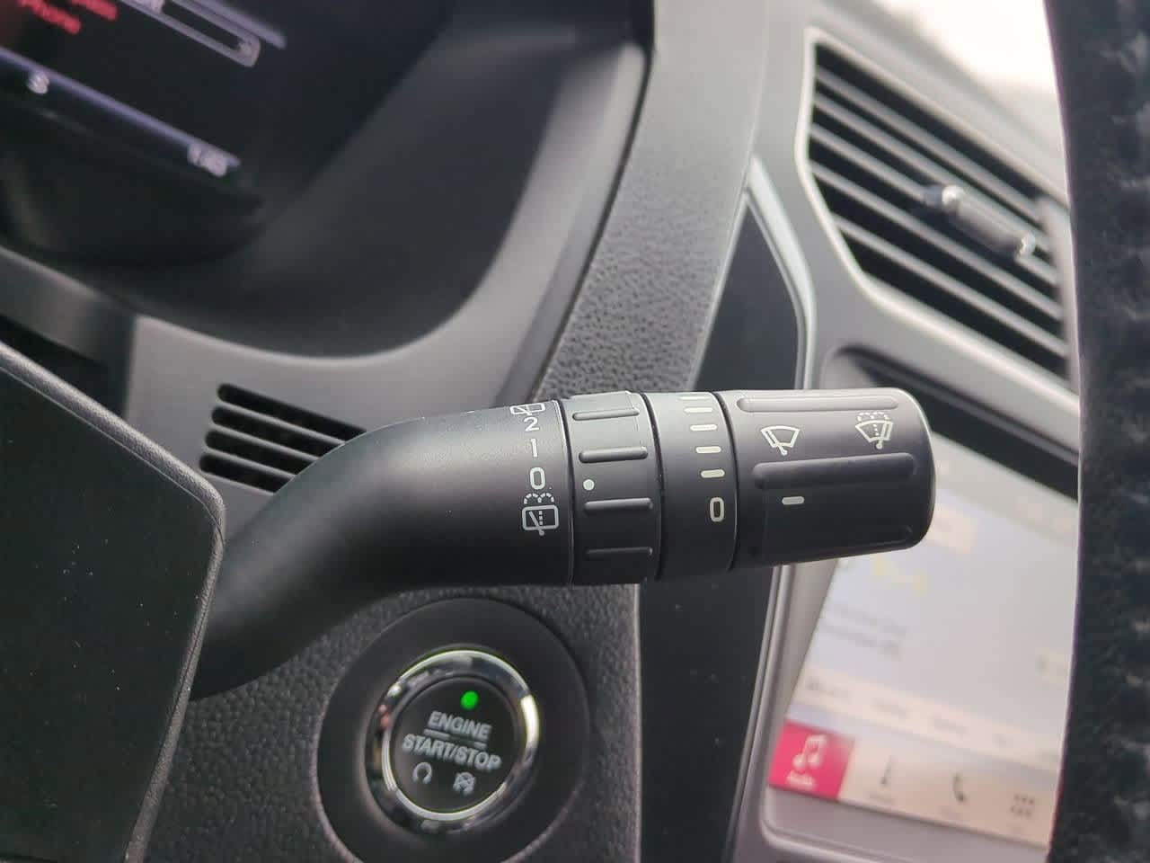 Thumbnail: 2017 Ford Explorer - 24