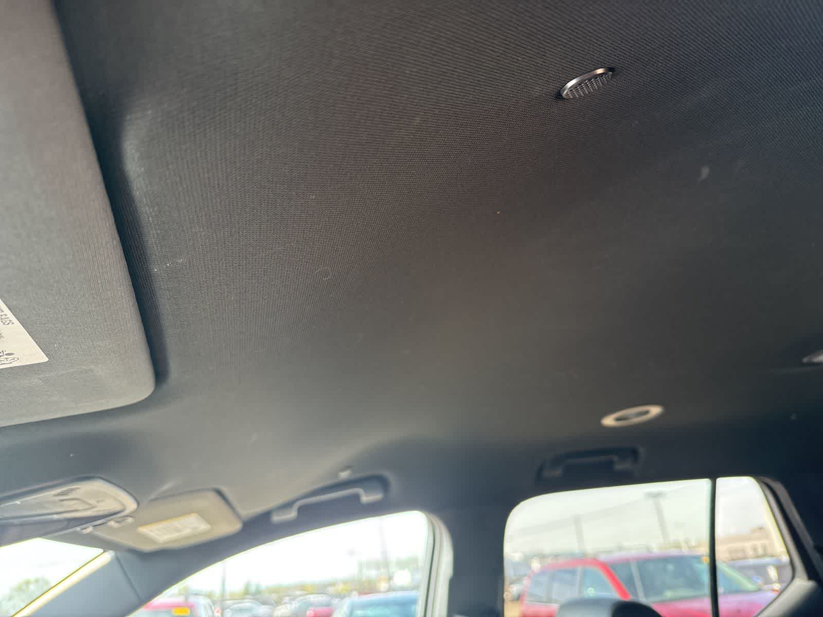 Thumbnail: 2023 Chevrolet Traverse - 17