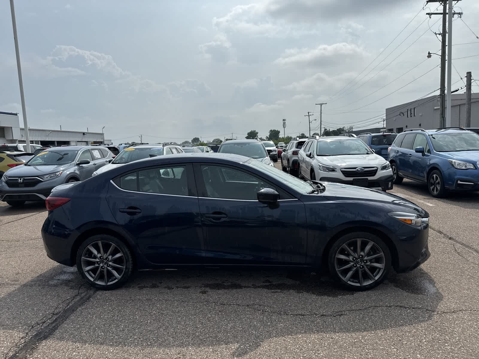 2018 Mazda Mazda3 i Grand Touring 9