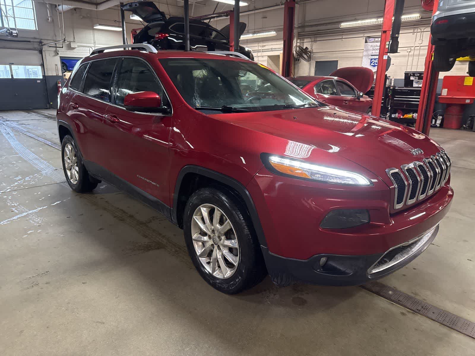 Thumbnail: 2016 Jeep Cherokee - 4