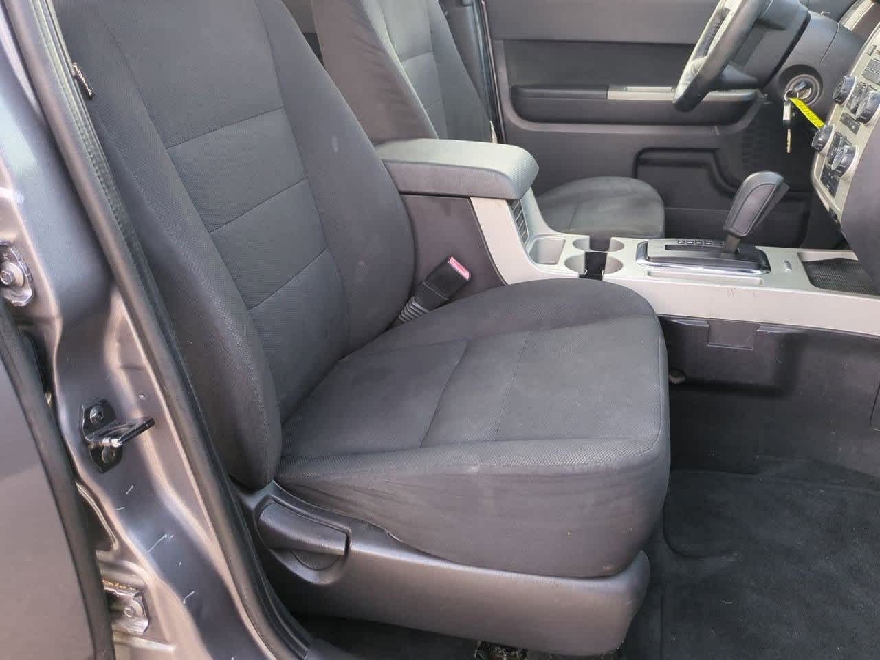 Thumbnail: 2009 Ford Escape - 22