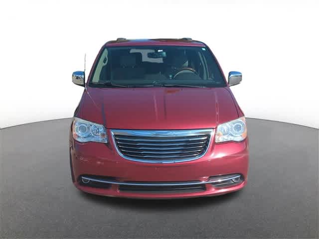 2014 Chrysler Town & Country  9