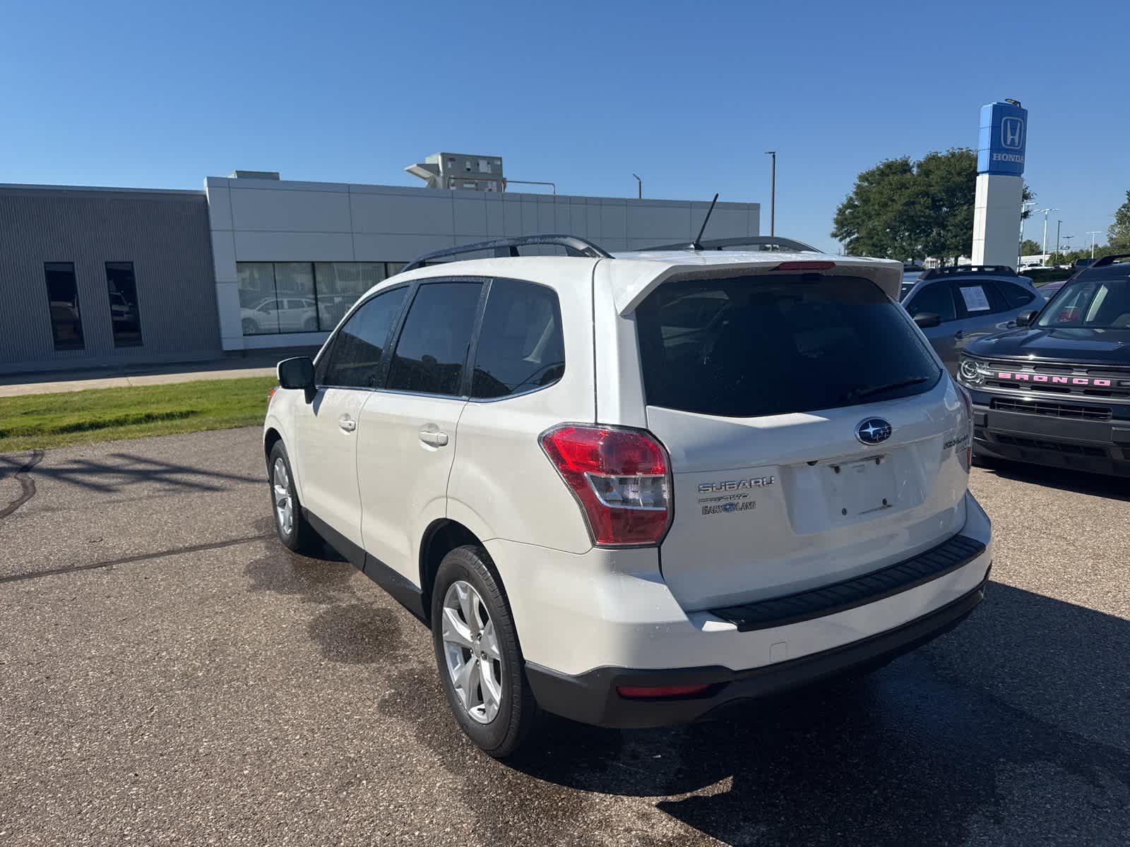 Thumbnail: 2015 Subaru Forester - 9