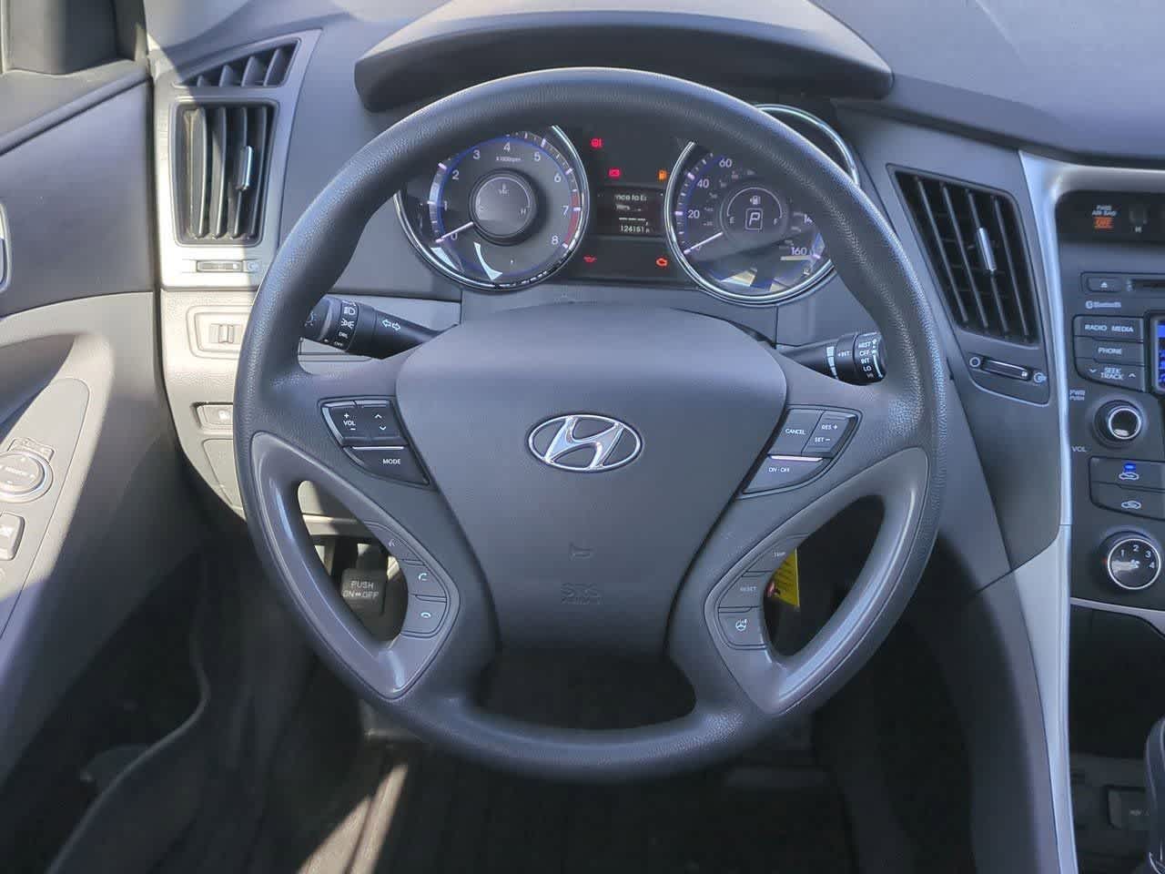 Thumbnail: 2014 Hyundai Sonata - 22