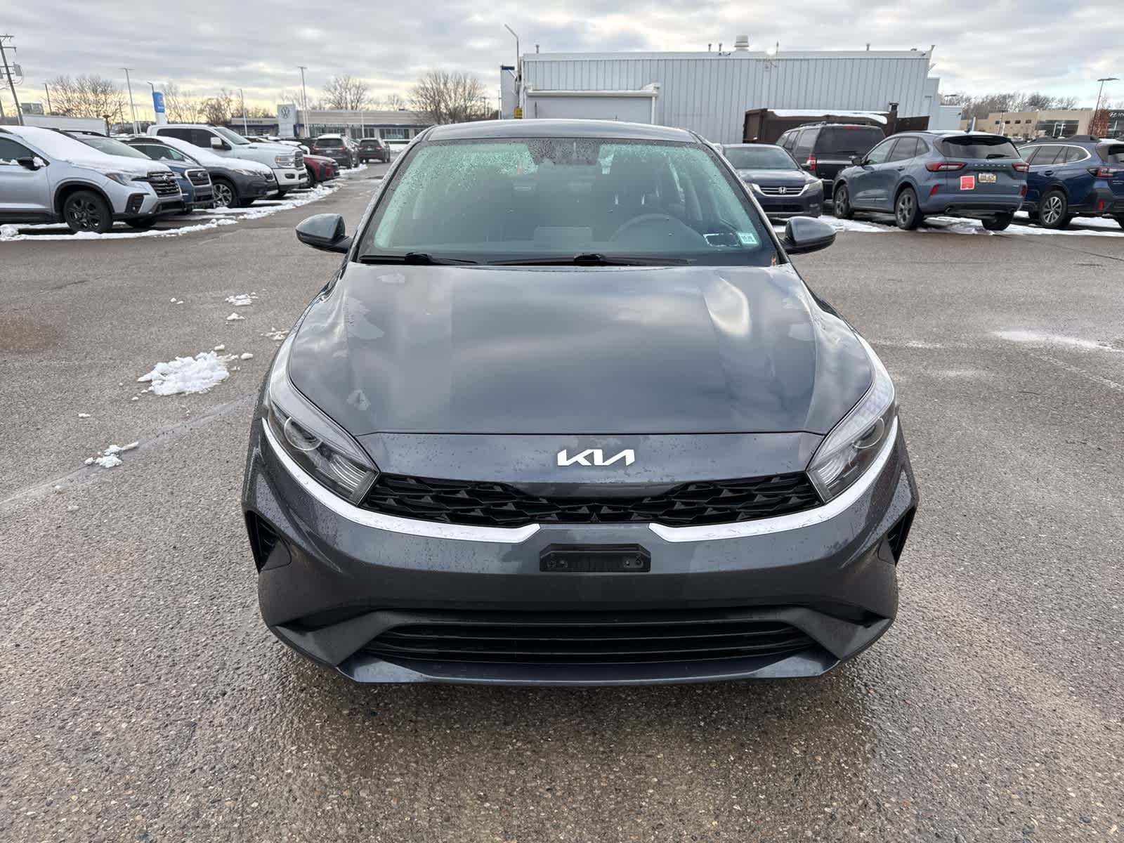 Thumbnail: 2022 Kia Forte - 10