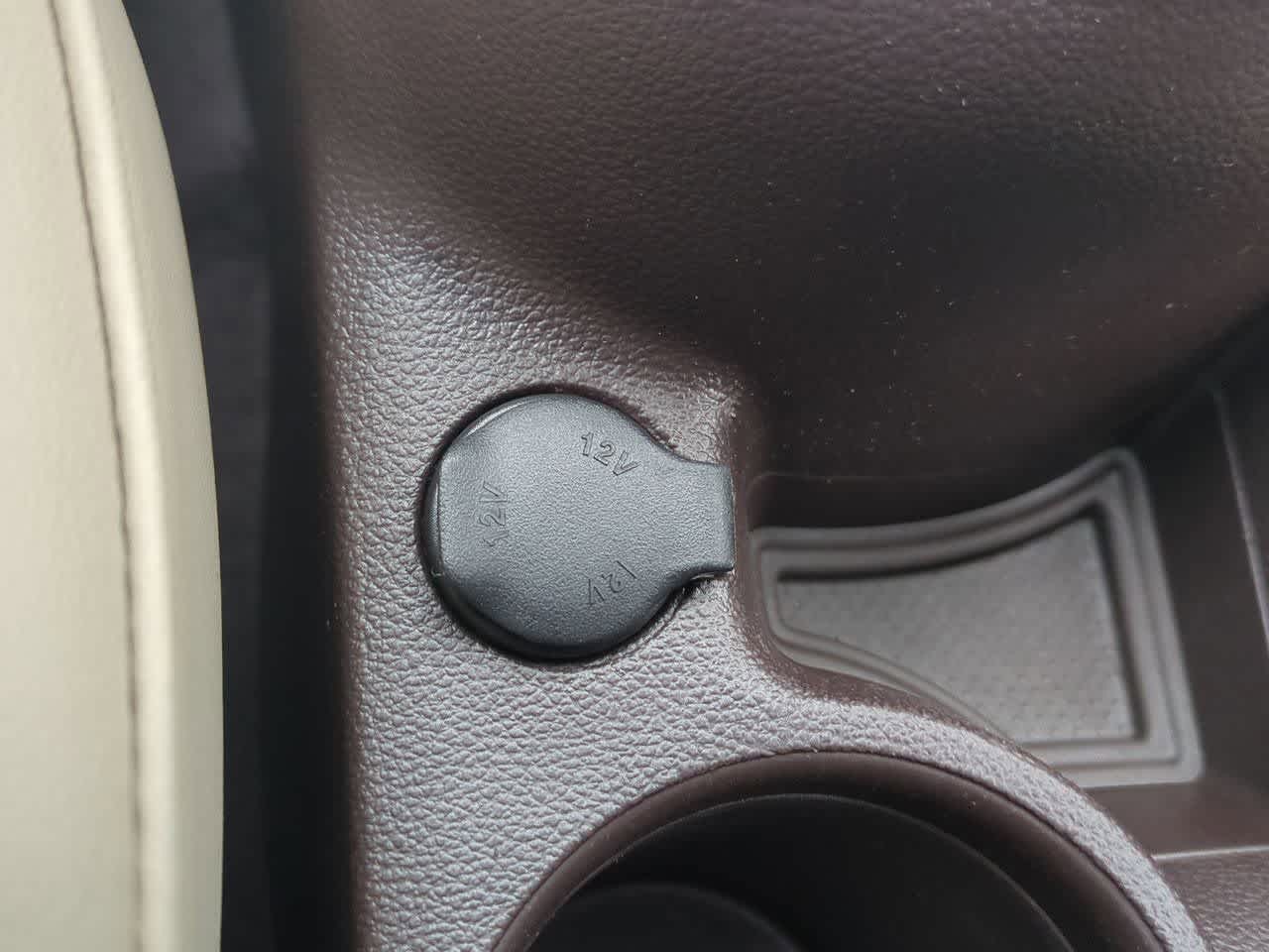 Thumbnail: 2014 Chevrolet Cruze - 30