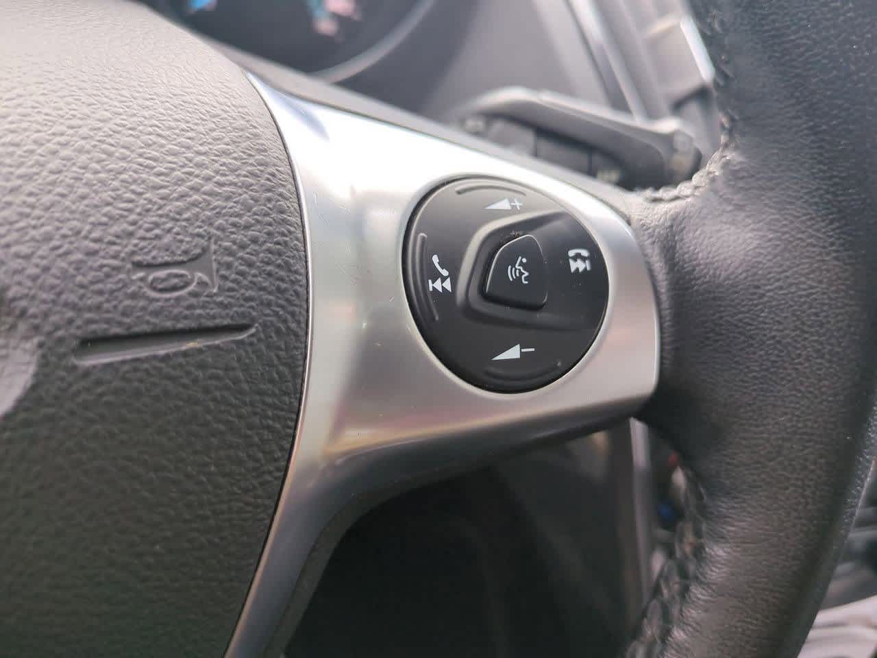 Thumbnail: 2015 Ford Escape - 25