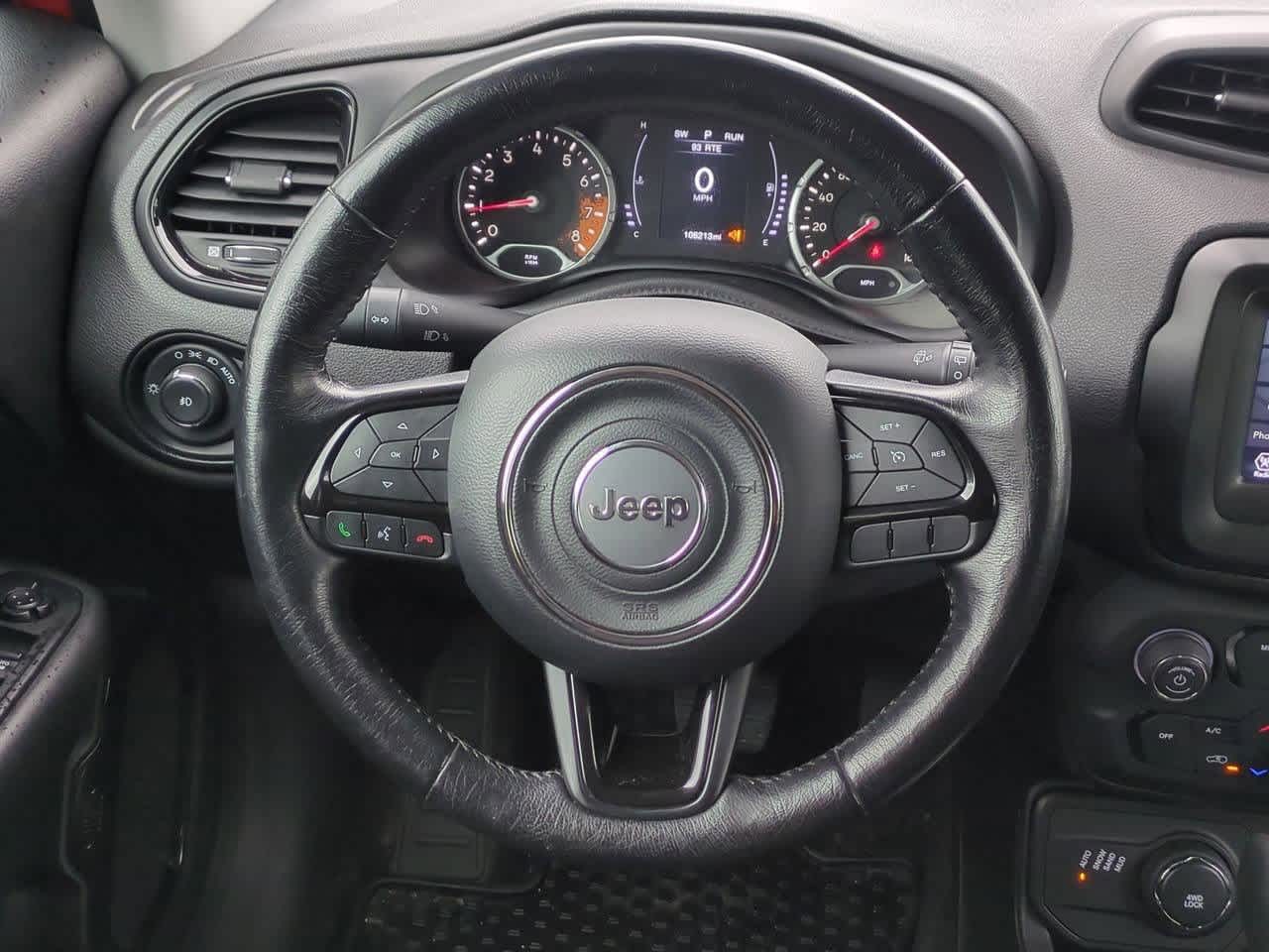 Thumbnail: 2018 Jeep Renegade - 21