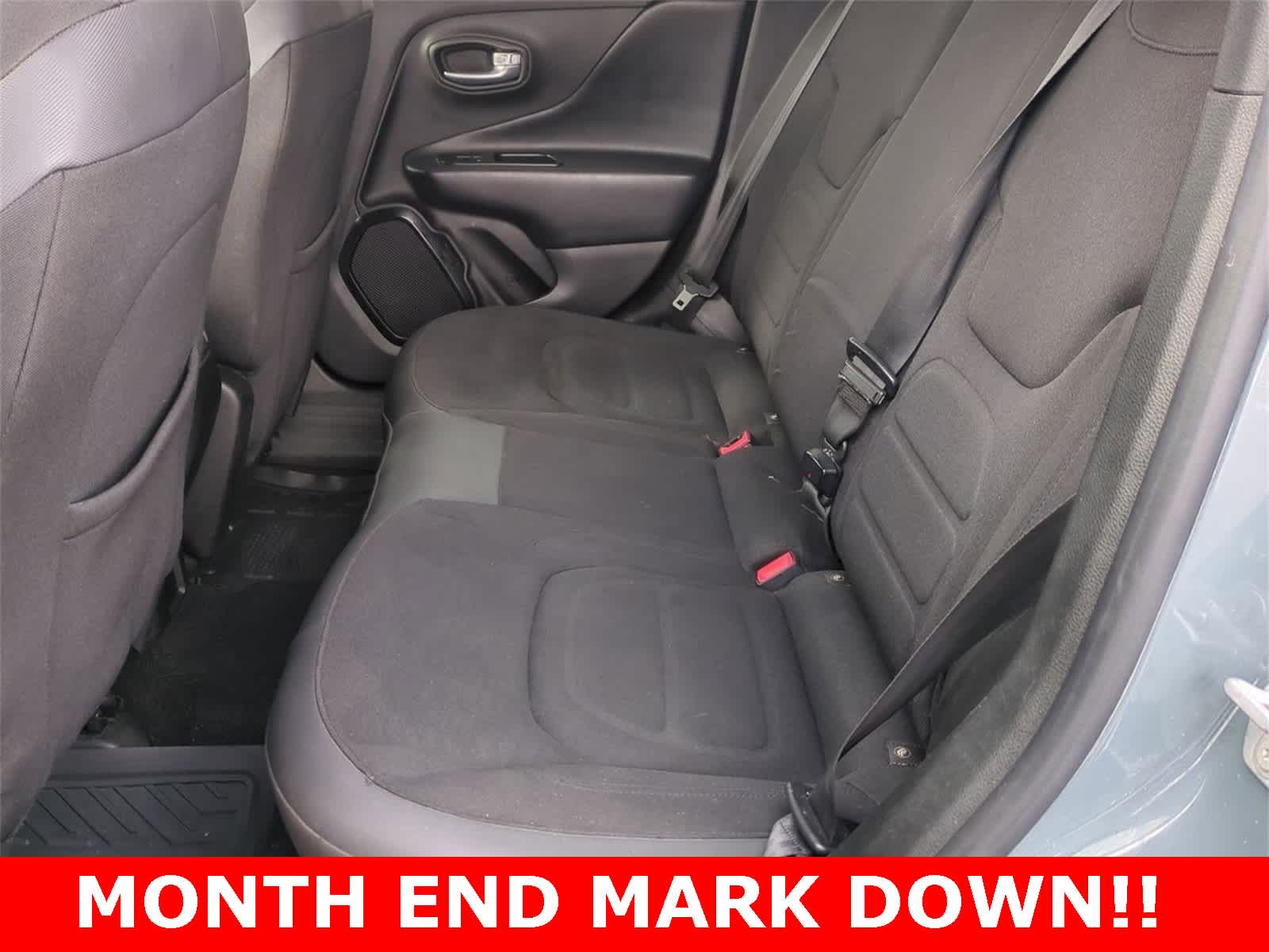 Thumbnail: 2017 Jeep Renegade - 18