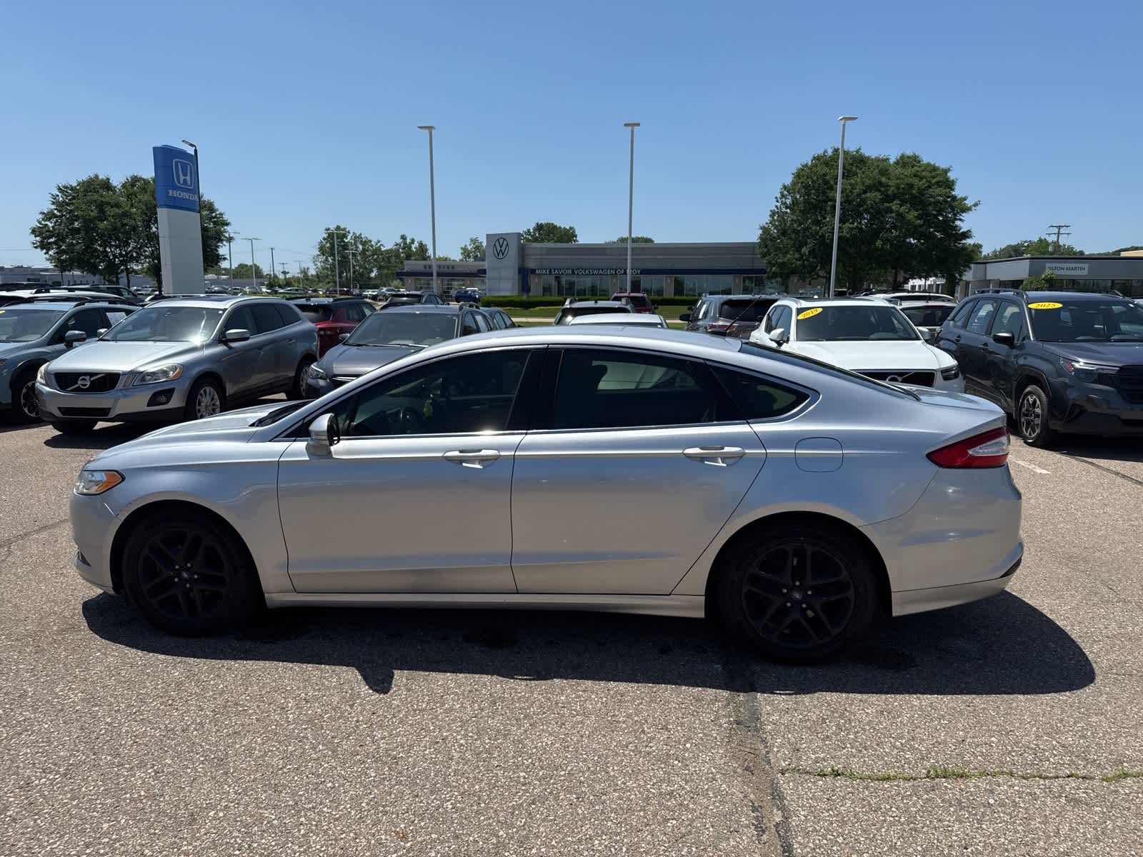Thumbnail: 2013 Ford Fusion - 12