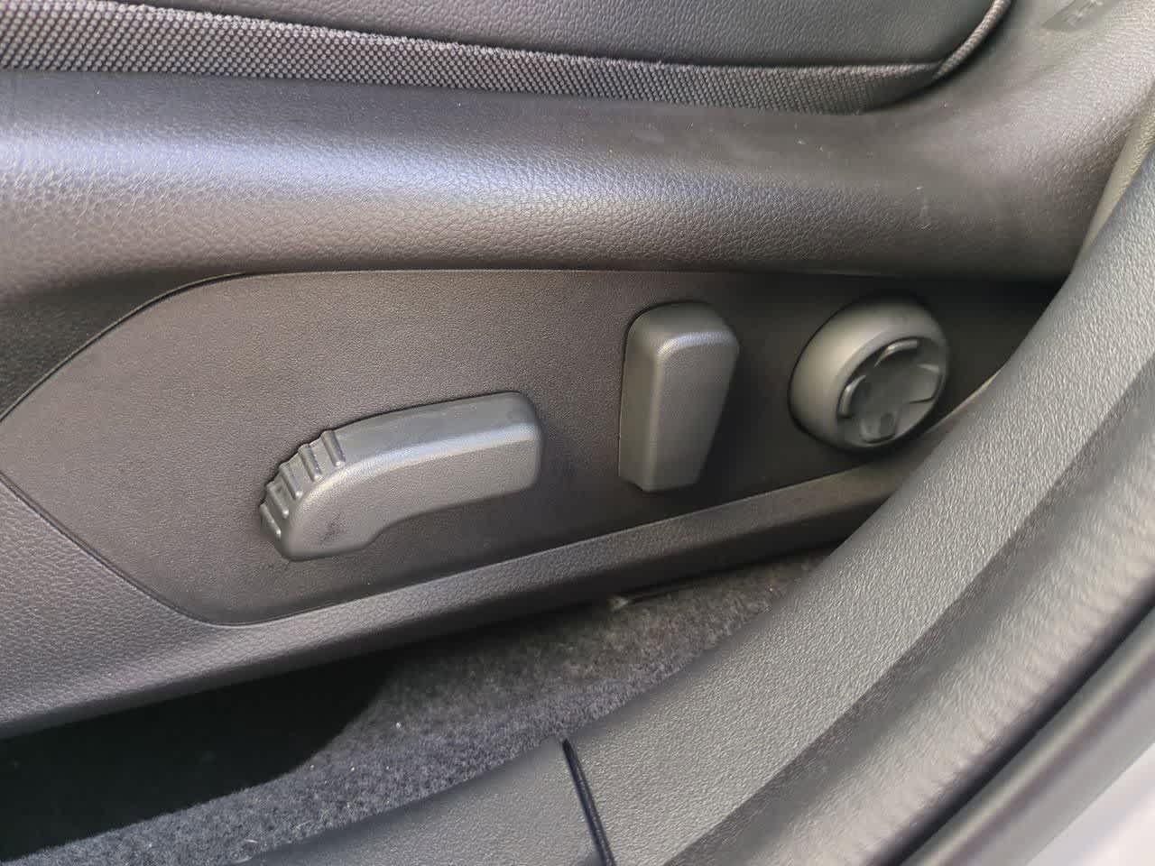 Thumbnail: 2026 Subaru Outback - 16