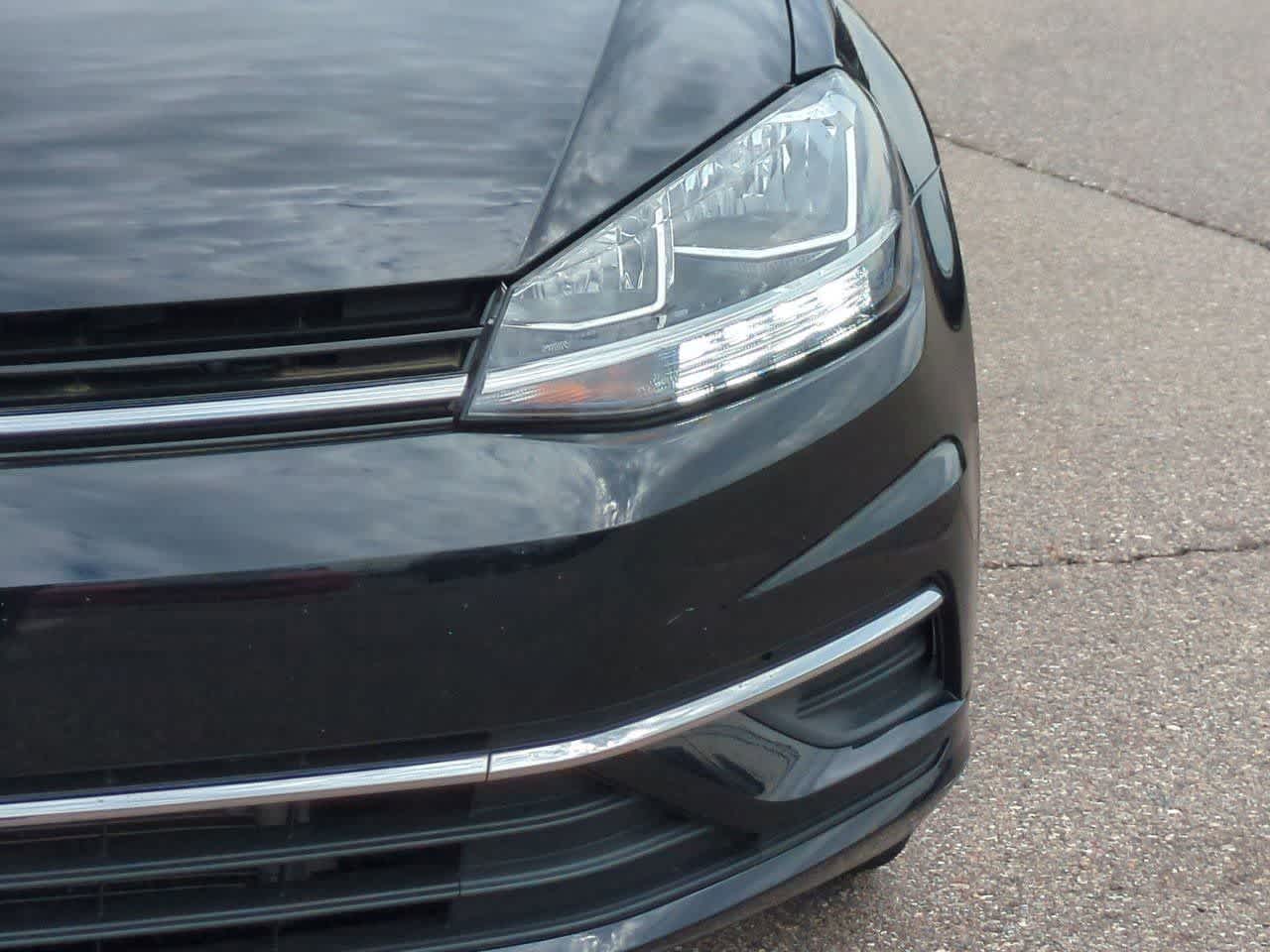 Thumbnail: 2021 Volkswagen Golf - 10