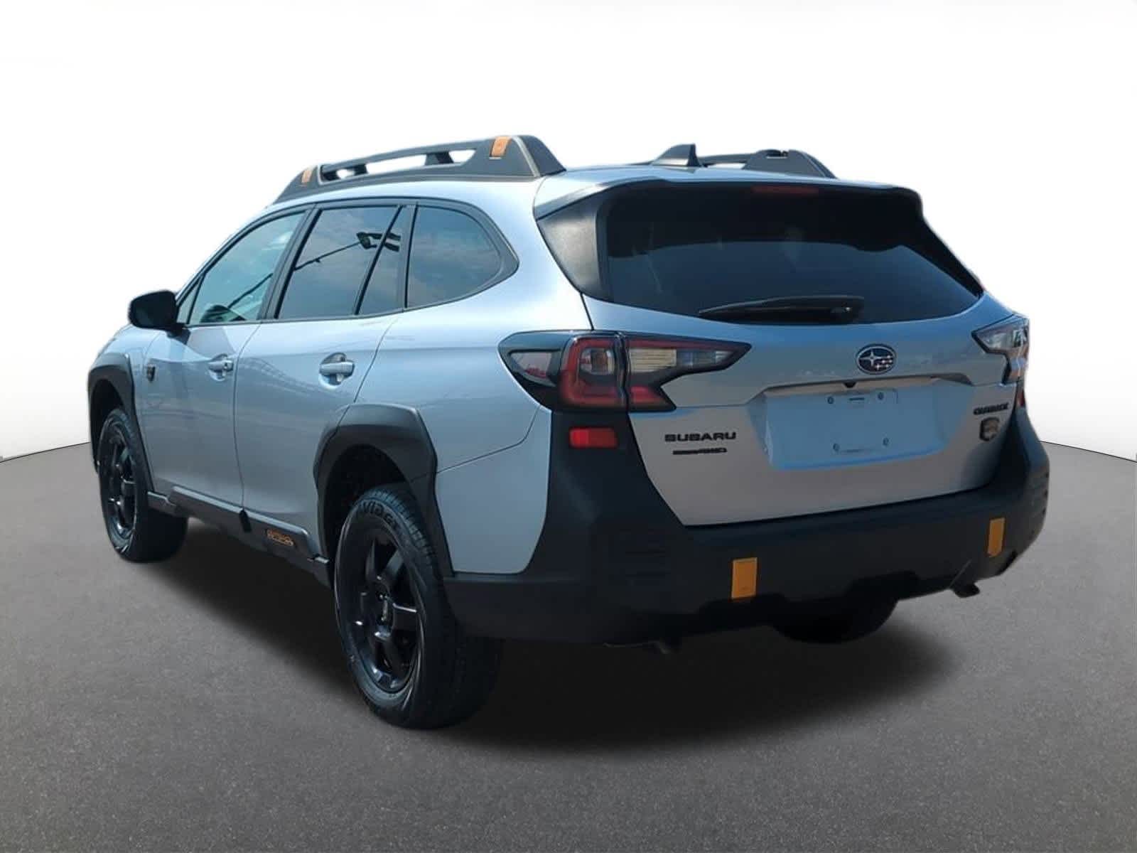 2022 Subaru Outback Wilderness photo 2