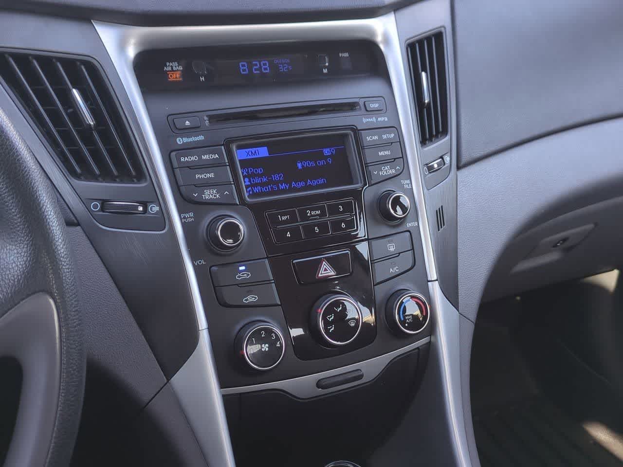 Thumbnail: 2014 Hyundai Sonata - 27