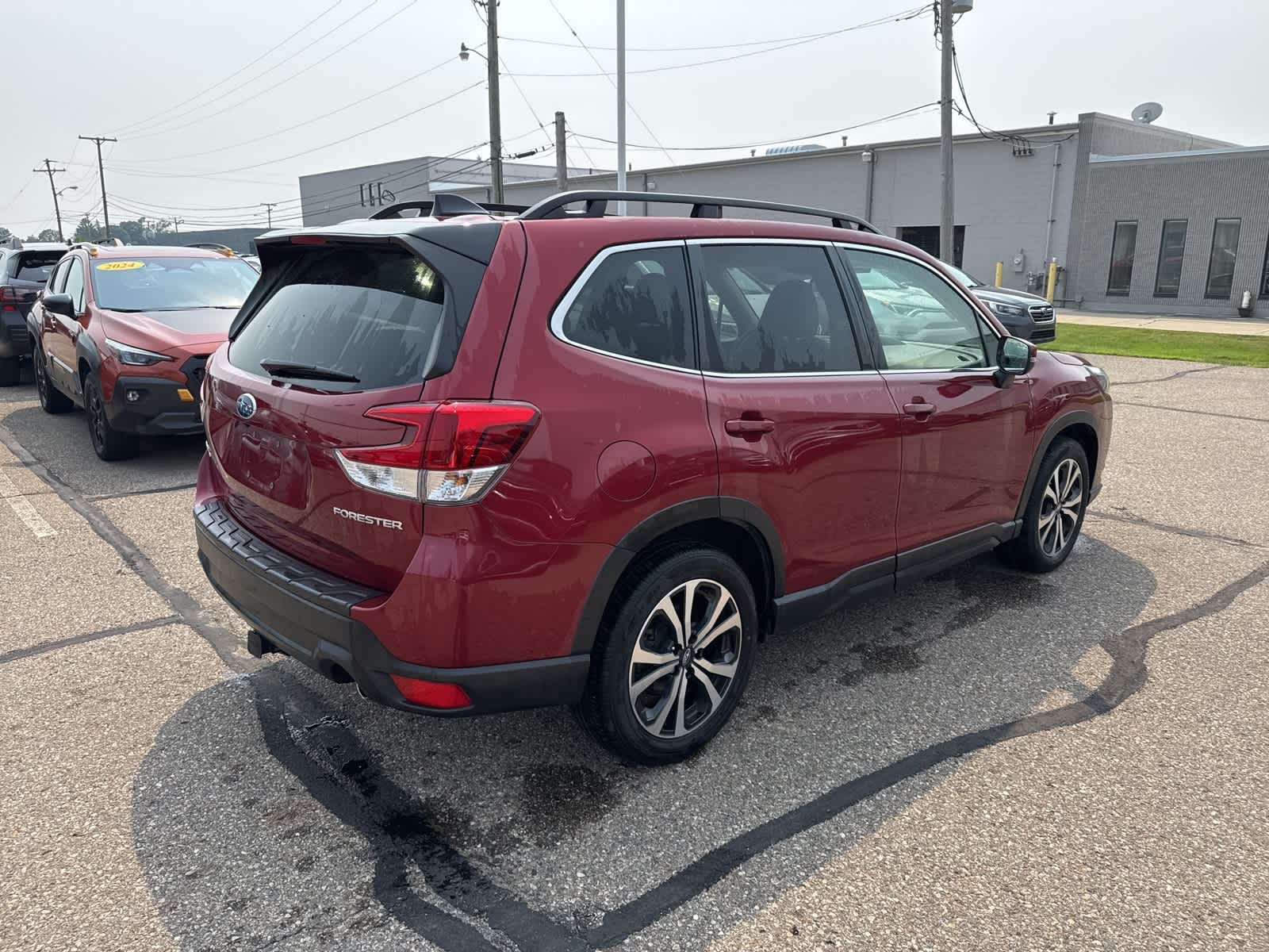 2024 Subaru Forester Limited Base photo 3