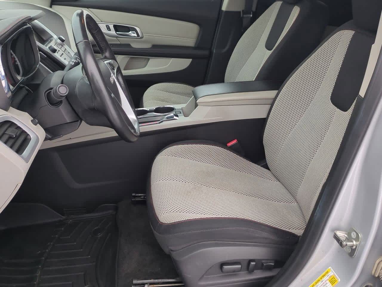 Thumbnail: 2015 GMC Terrain - 15