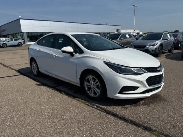 2017 Chevrolet Cruze LT -
                Troy, MI