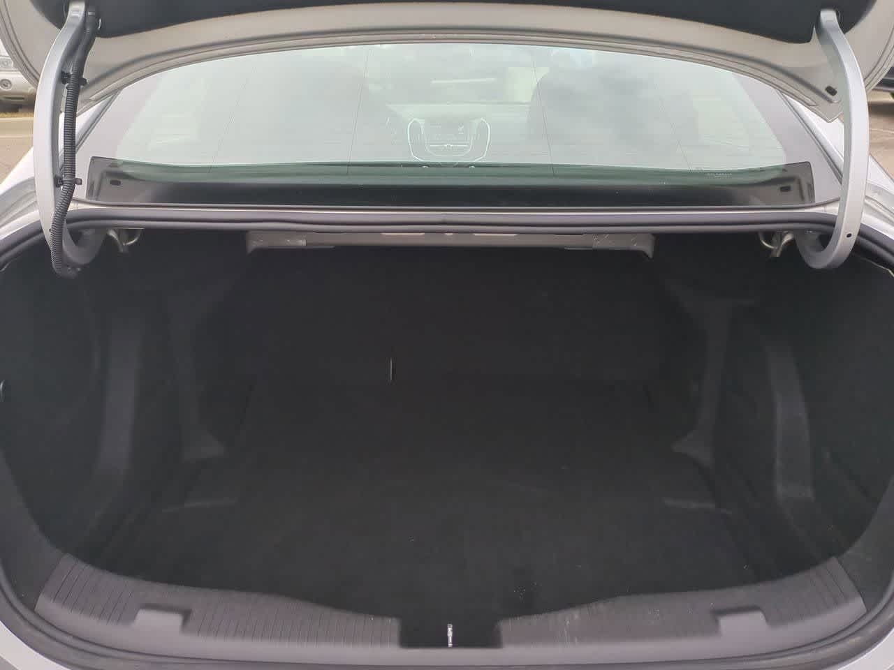 Thumbnail: 2018 Chevrolet Cruze - 31