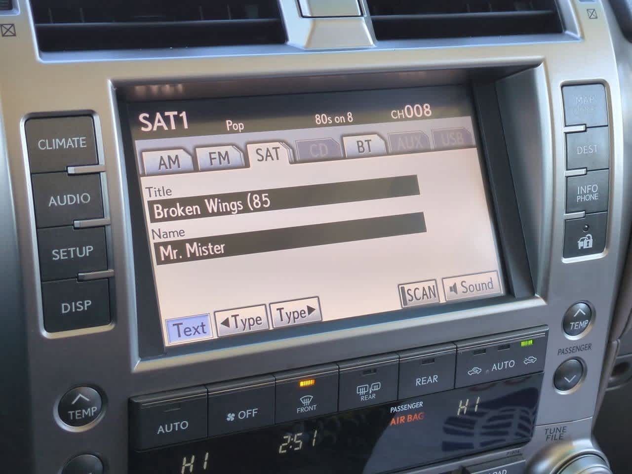 Thumbnail: 2012 Lexus GX - 22