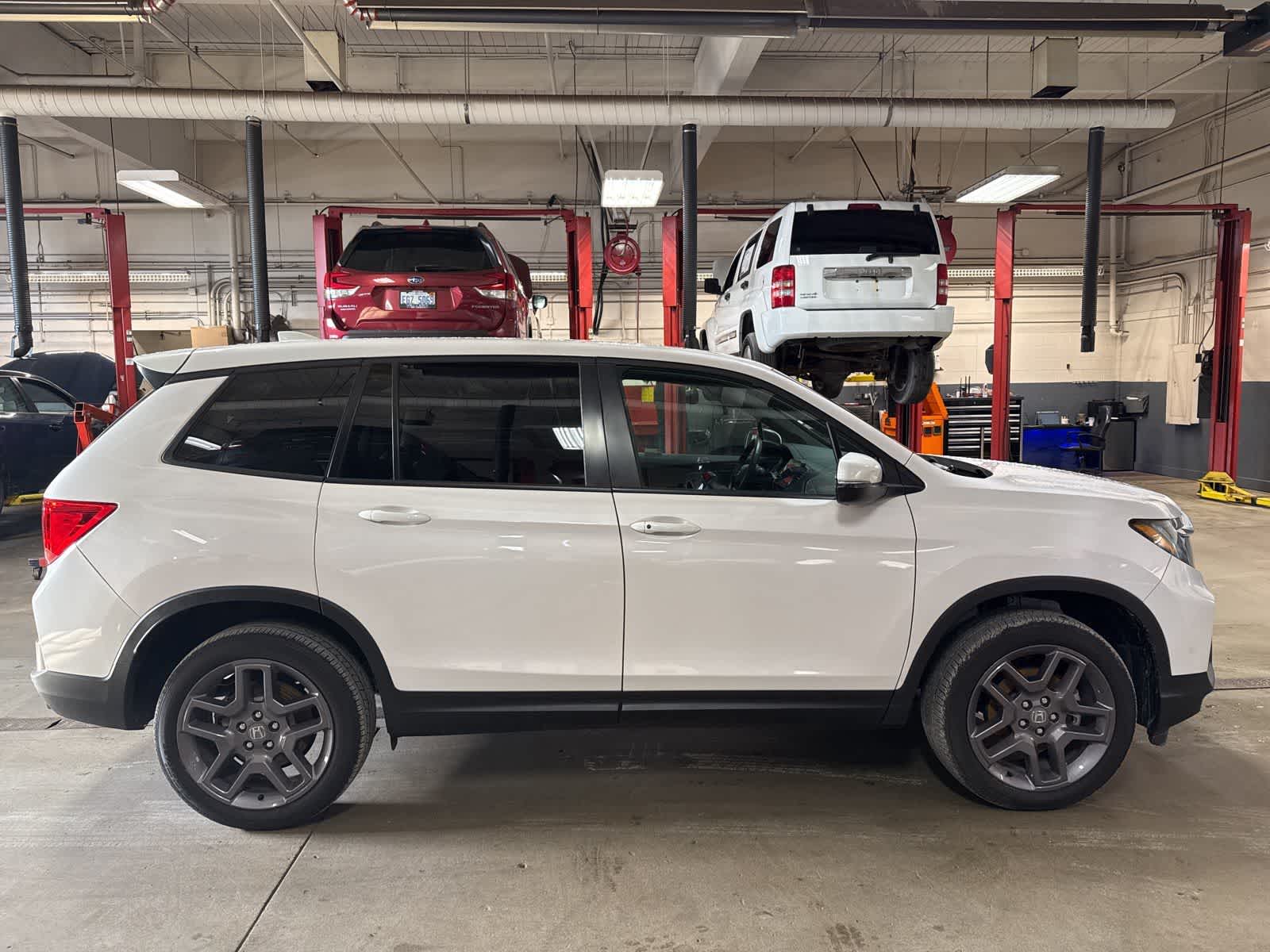 Thumbnail: 2023 Honda Passport - 9