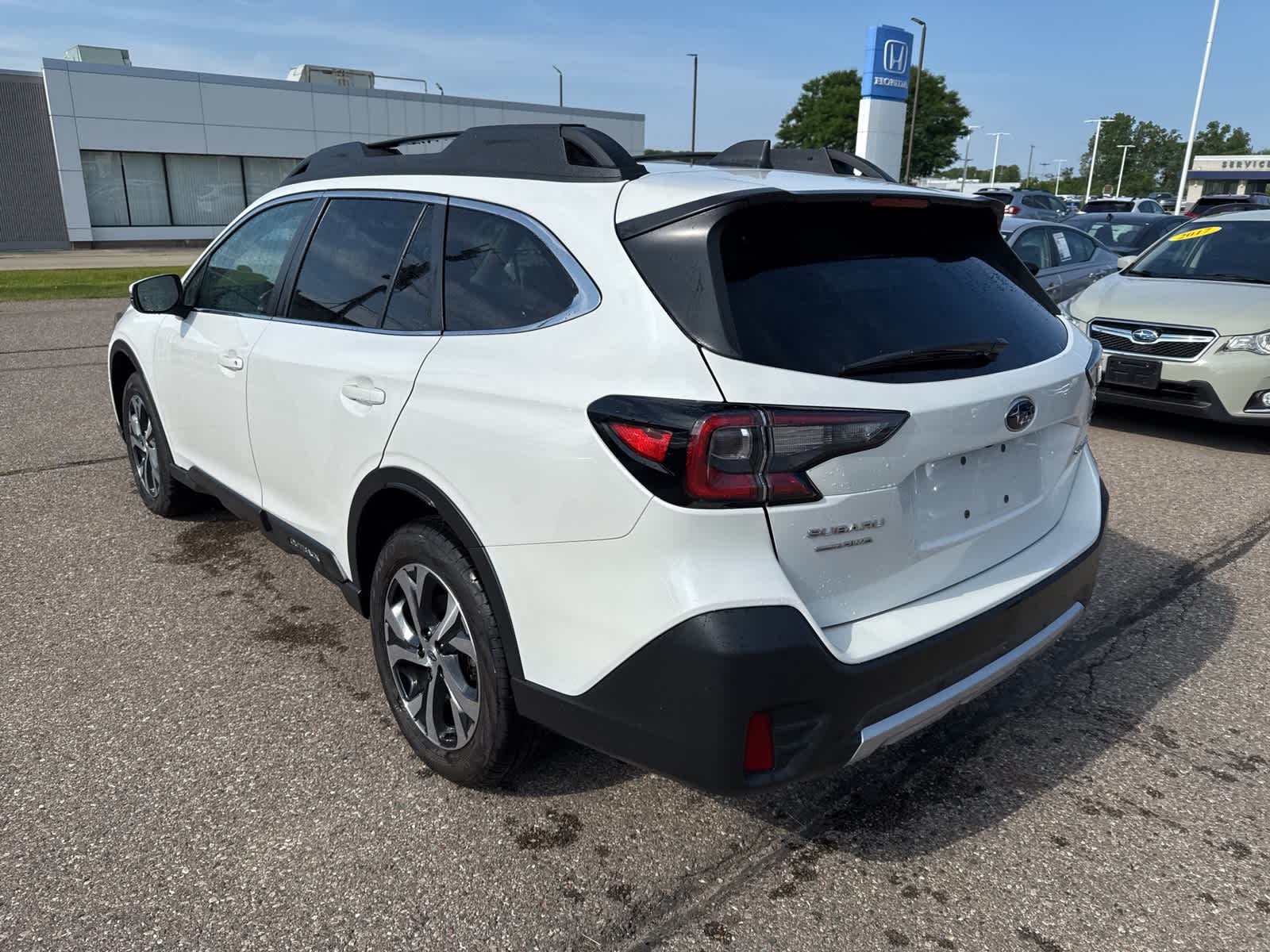 2022 Subaru Outback Limited 2