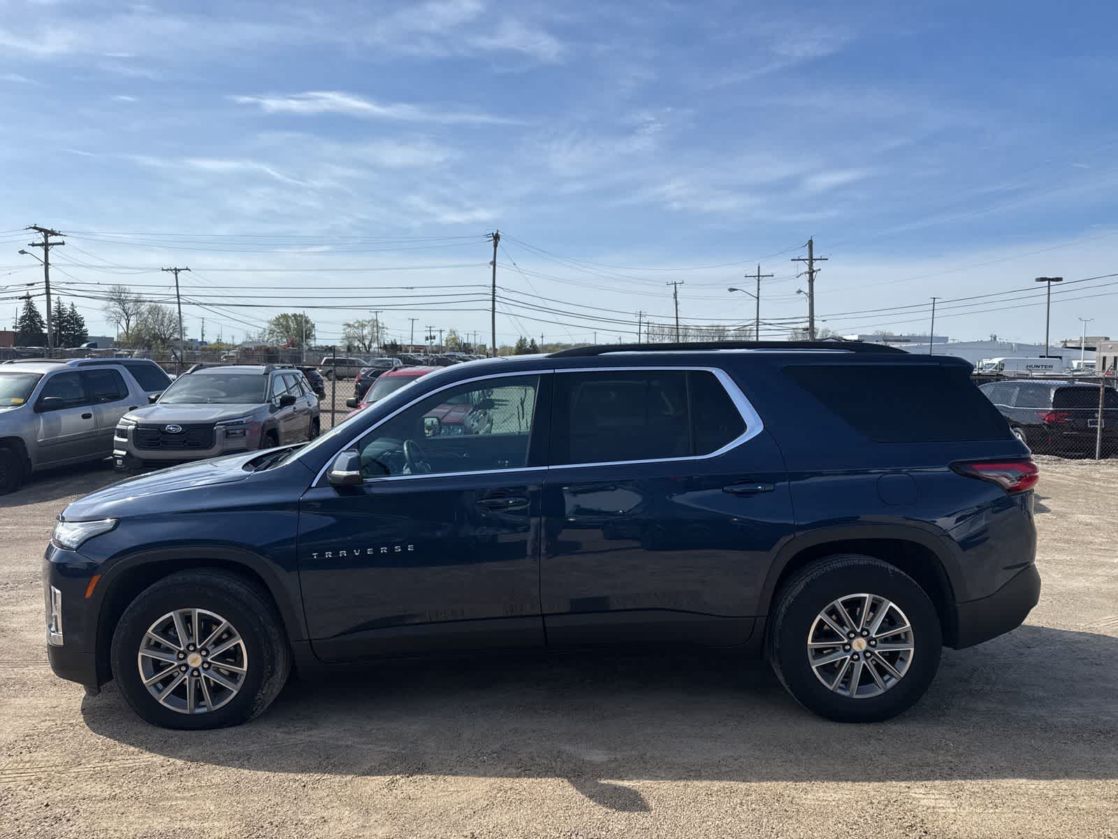 Thumbnail: 2023 Chevrolet Traverse - 12