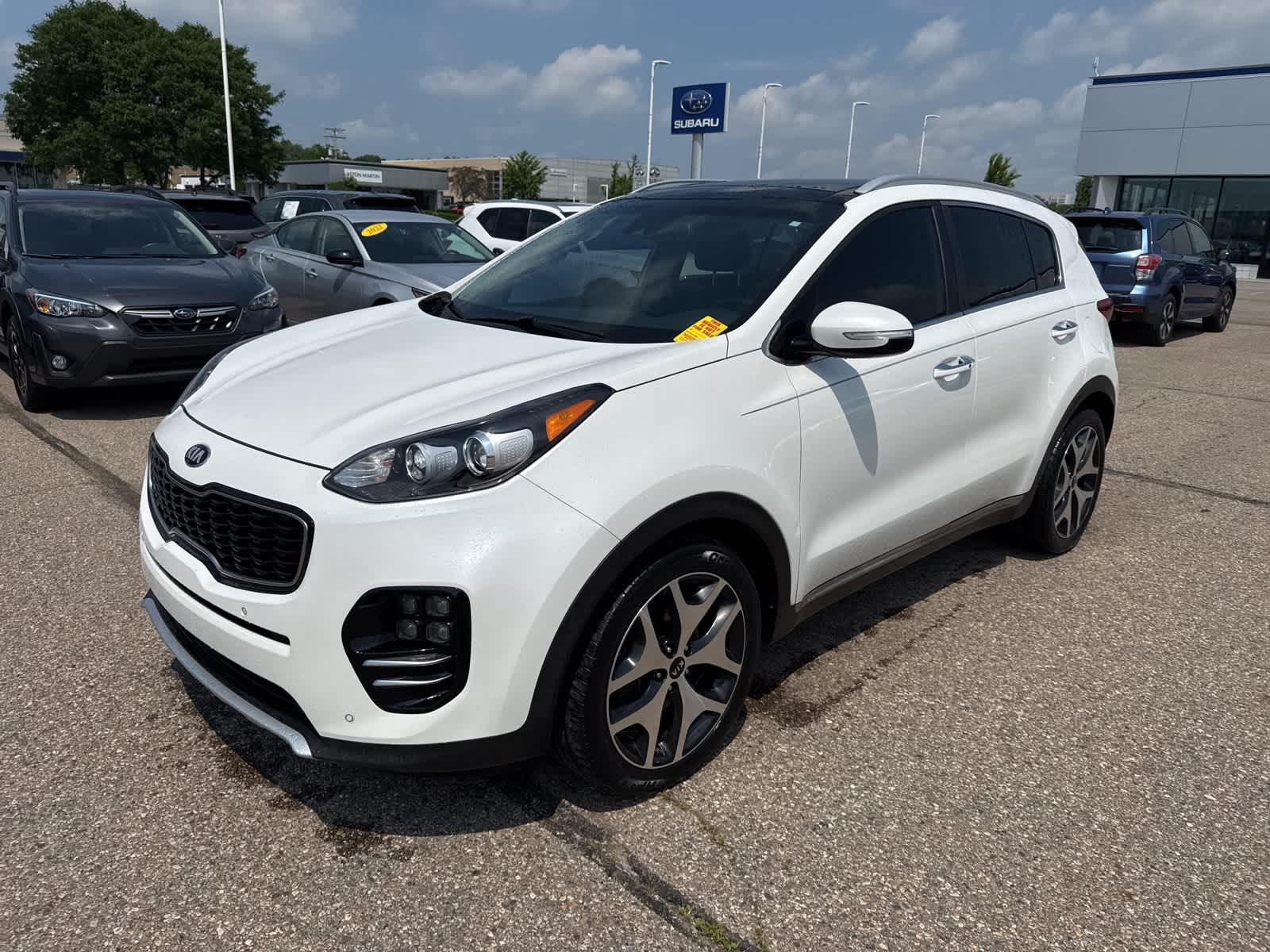 Thumbnail: 2017 Kia Sportage - 1