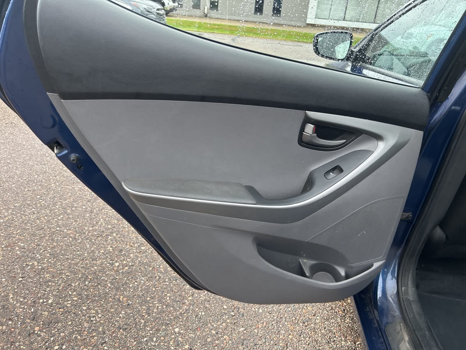 Thumbnail: 2016 Hyundai Elantra - 17